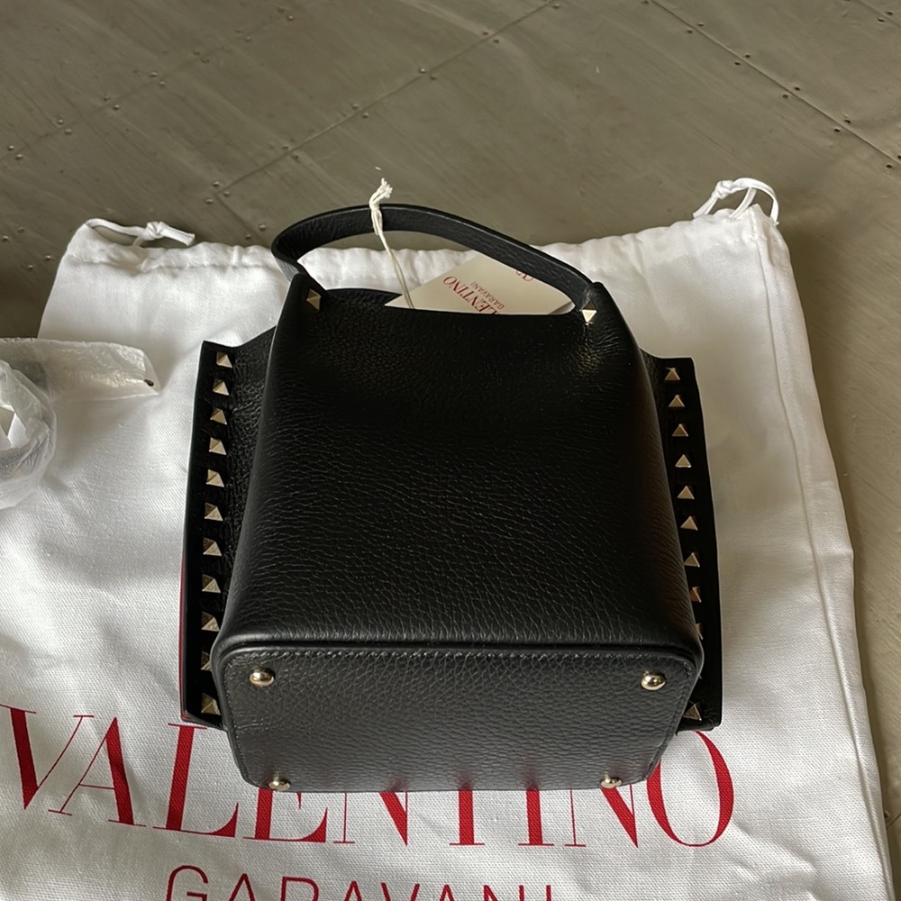 Valentino rockstud small black pebbled leather tote crossbody strap bag clutch - Picture 13 of 15
